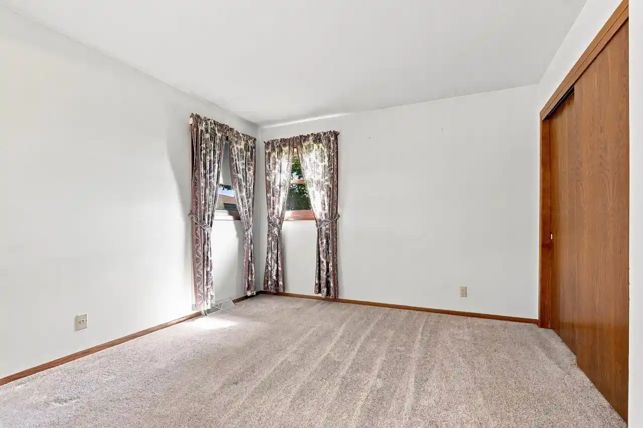 Photo 2 of Single family home for sale at 2113 Neptune Cir, Racine, WI 53404 | MLS# 1980156 | Listing updated on 2026-09-21