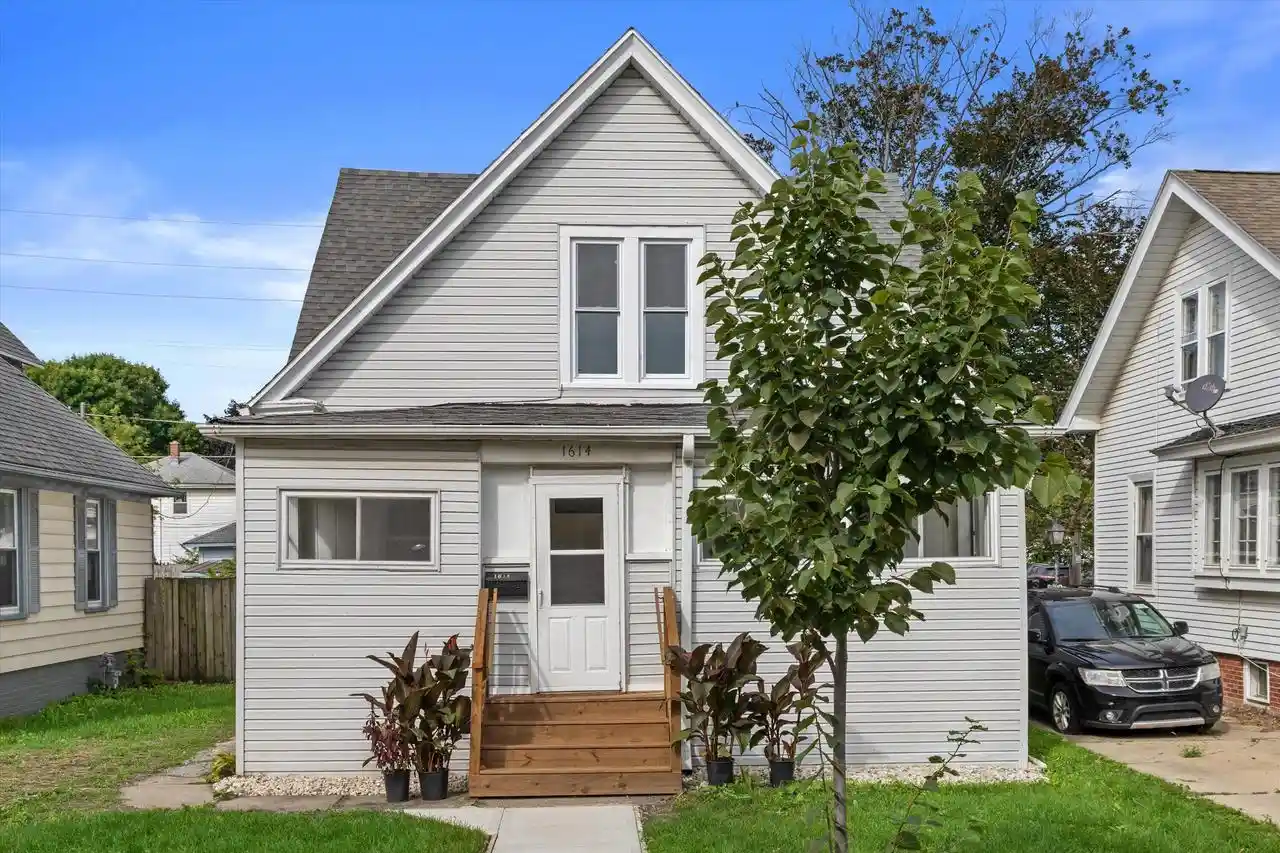 Photo 1 of Sale Pending at 1614 Quincy Ave, Racine, WI 53405 | MLS# 1980157 | Listing updated on 2026-09-21
