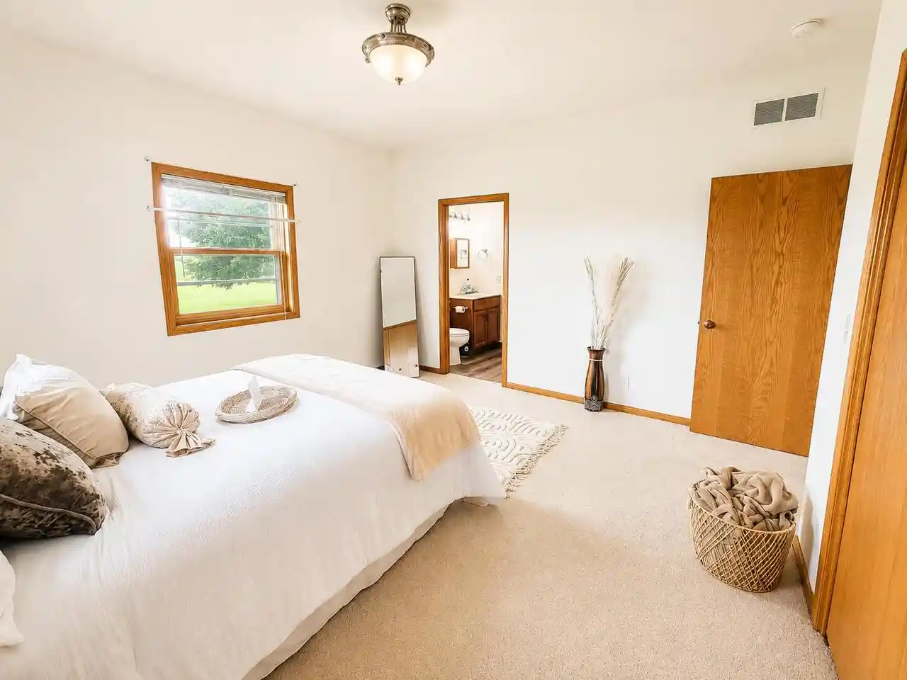 Photo 3 of Single family home for sale at 3130 88th Avenue, Kenosha, WI 53144 | MLS# 1980163 | Listing updated on 2026-09-15