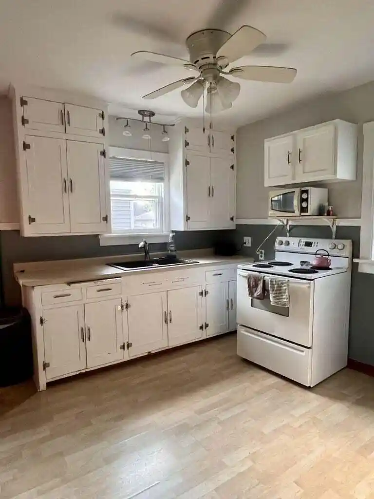 Photo 3 of Sale Pending at 2021 Johnson St, La Crosse, WI 54601 | MLS# 1980168 | Listing updated on 2026-09-14