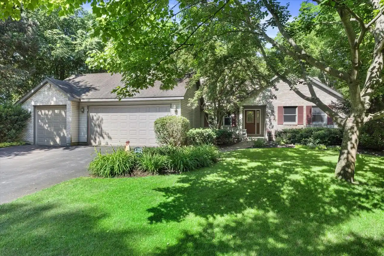 Photo 1 of Single family home for sale at 9240 400th Avenue, Genoa City, WI 53128 | MLS# 1980175 | Listing updated on 2026-09-11