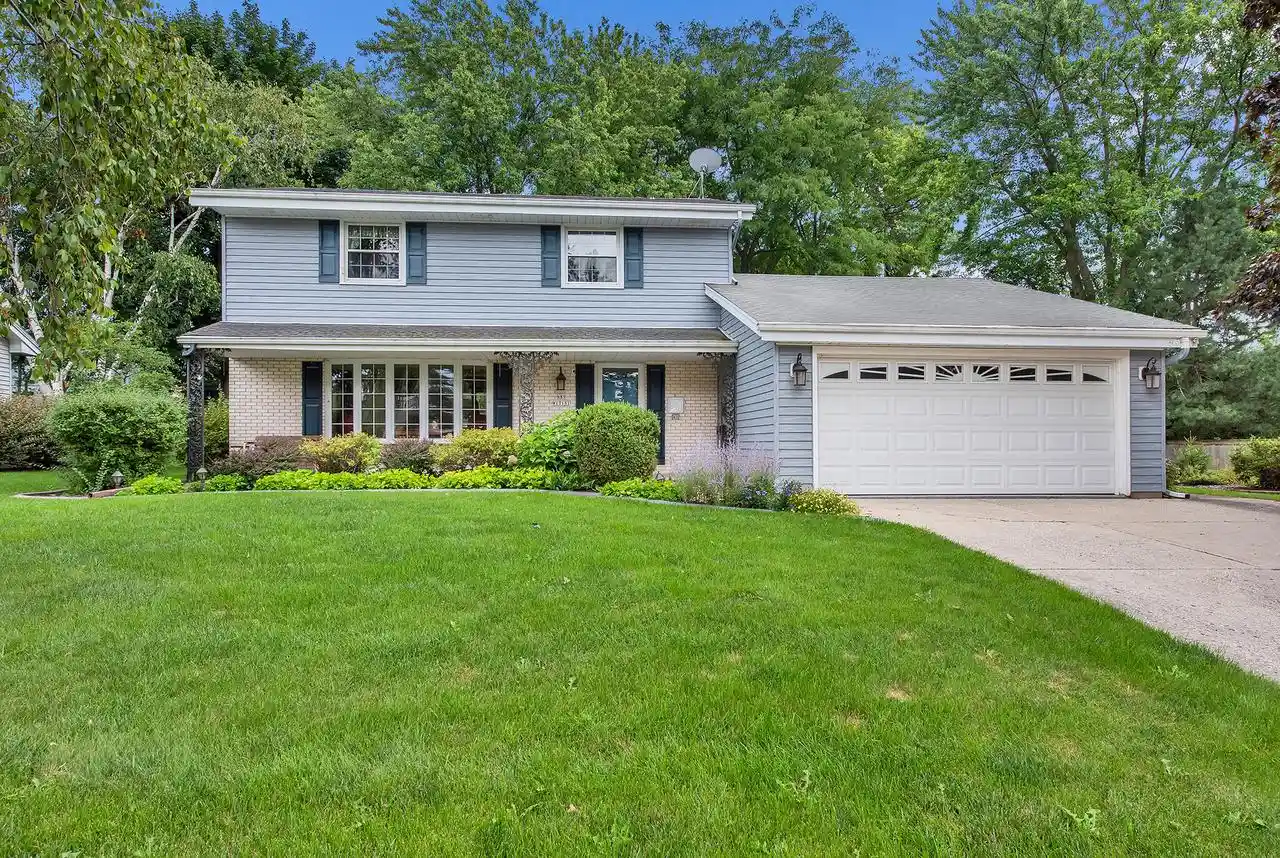 Photo 1 of Single family home for sale at N89w17151 Highland Ct, Menomonee Falls, WI 53051 | MLS# 1980182 | Listing updated on 2026-09-20