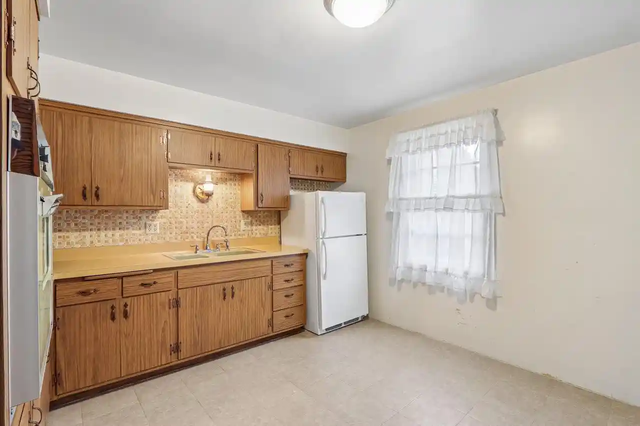 Photo 2 of Single family home for sale at 2606 Eisenhower Dr, Racine, WI 53405 | MLS# 1980185 | Listing updated on 2026-09-21