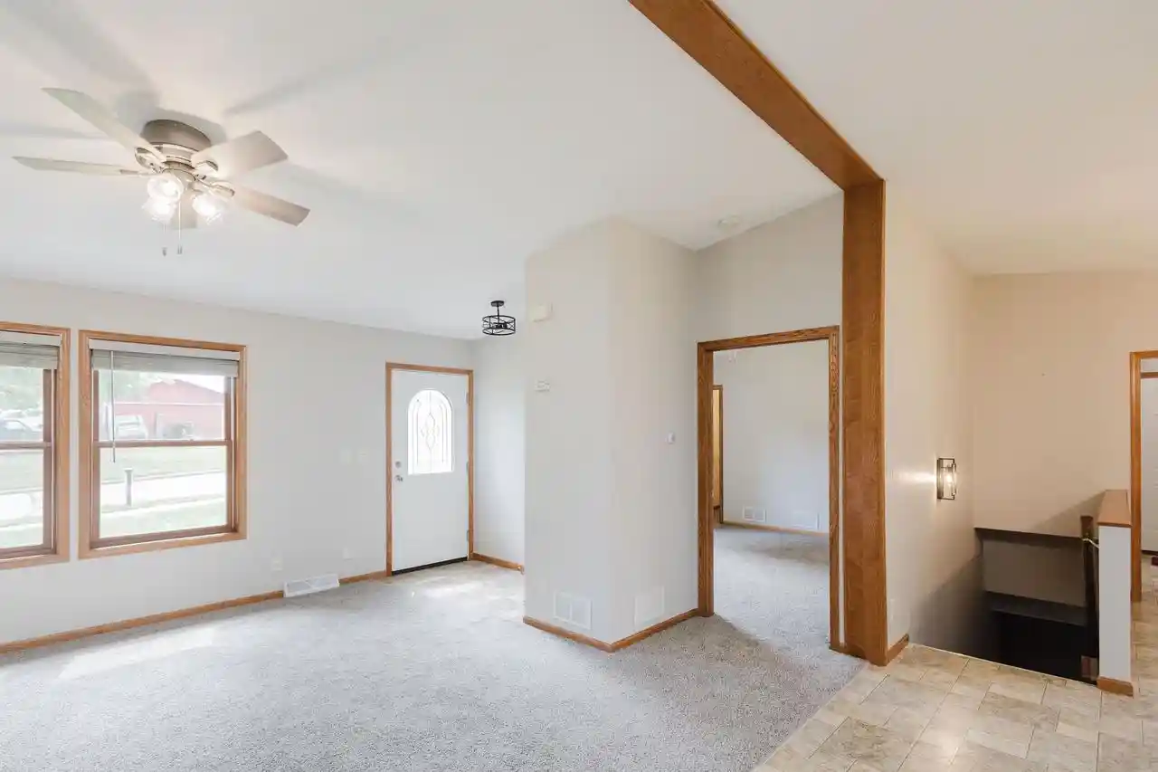 Photo 4 of Single family home for sale at 535 Broad St, Mineral Point, WI 53565 | MLS# 2032453 | Listing updated on 2026-09-24