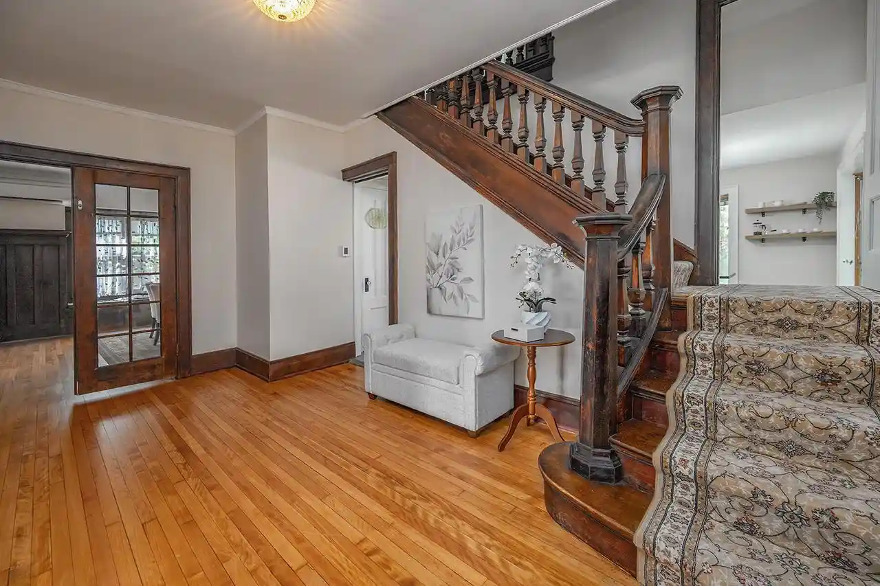 Photo 4 of Single family home for sale at 8000 Warren Ave, Wauwatosa, WI 53213 | MLS# 1980186 | Listing updated on 2026-09-17