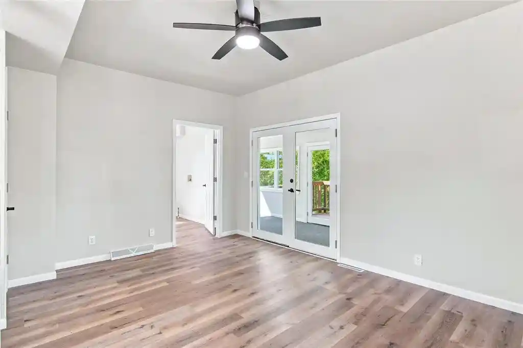 Photo 3 of Single family home for sale at 31 W Walnut St, Chippewa Falls, WI 54729 | MLS# 1605060 | Listing updated on 2026-09-14