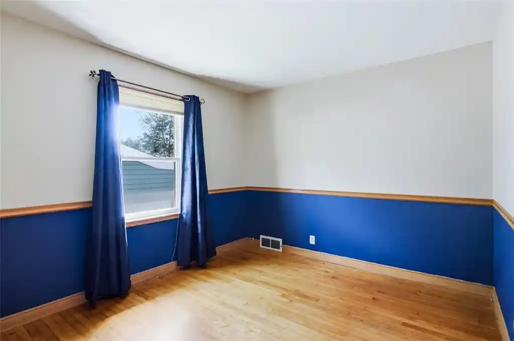 Photo 4 of Single family home for sale at 1613 Main St, Eau Claire, WI 54701 | MLS# 1604681 | Listing updated on 2026-09-18