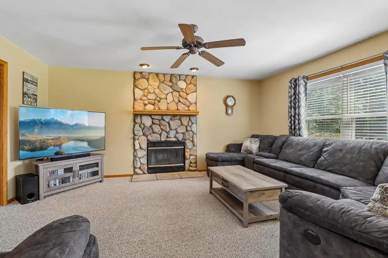 Photo 3 of Sale Pending at N164w21241 Dunbar Ct, Jackson, WI 53037 | MLS# 1980194 | Listing updated on 2026-09-23