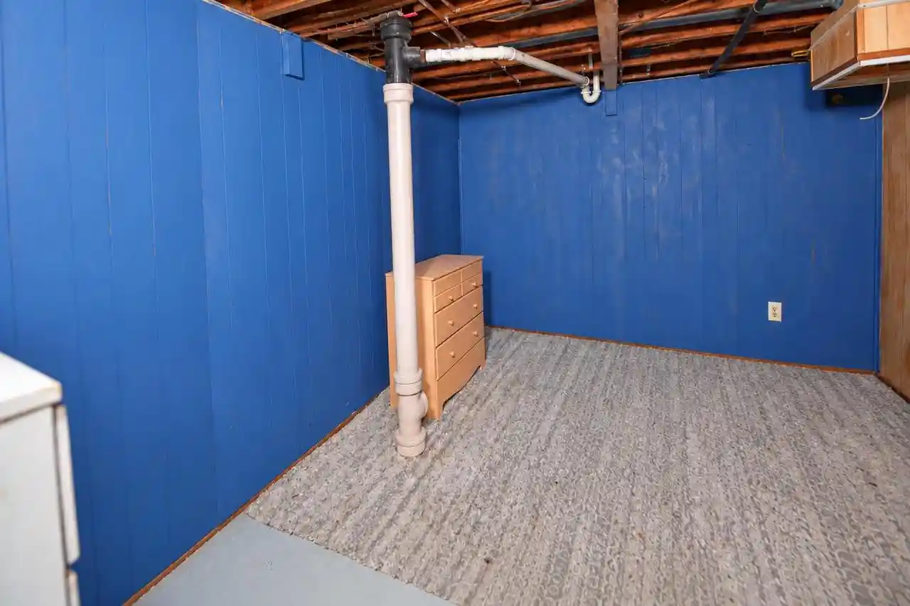 Photo 4 of Single family home for sale at 217 S Lee St, Appleton, WI 54915 | MLS# 50332489 | Listing updated on 2026-09-16