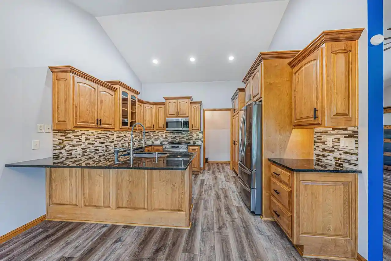 Photo 4 of Single family home for sale at 1549 Belle Plane Cir, Green Bay, WI 54313 | MLS# 50332437 | Listing updated on 2026-09-21