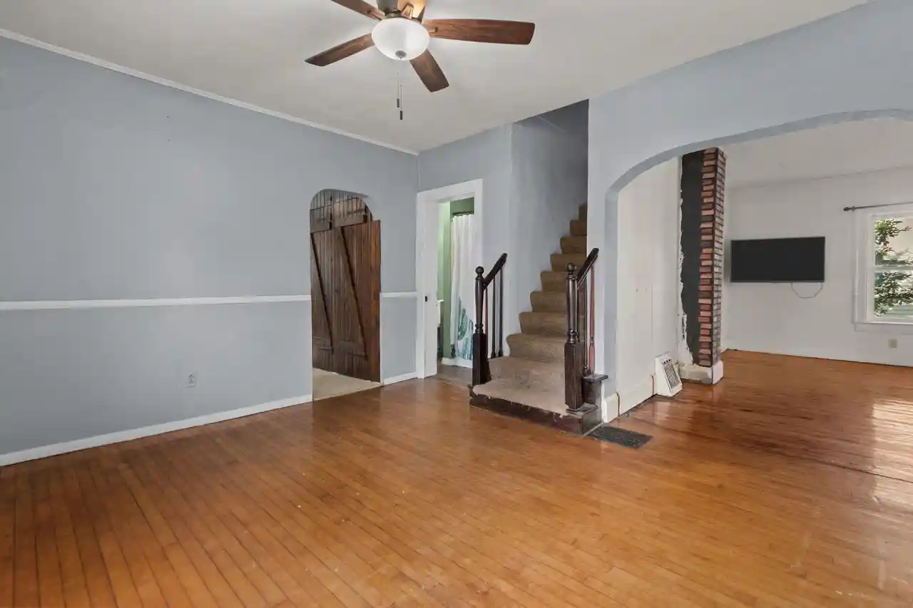 Photo 4 of Single family home for sale at 715 W Commercial St, Appleton, WI 54914 | MLS# 1980206 | Listing updated on 2026-09-17