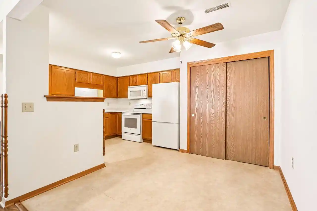 Photo 3 of Condo for sale at 6155 S Creekside Dr #4, Cudahy, WI 53110 | MLS# 1980217 | Listing updated on 2026-09-14