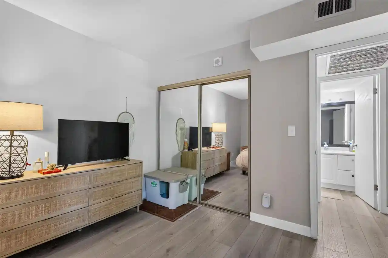 Photo 4 of Condo for sale at 2300 W Good Hope Rd #243, Glendale, WI 53209 | MLS# 1980216 | Listing updated on 2026-09-14