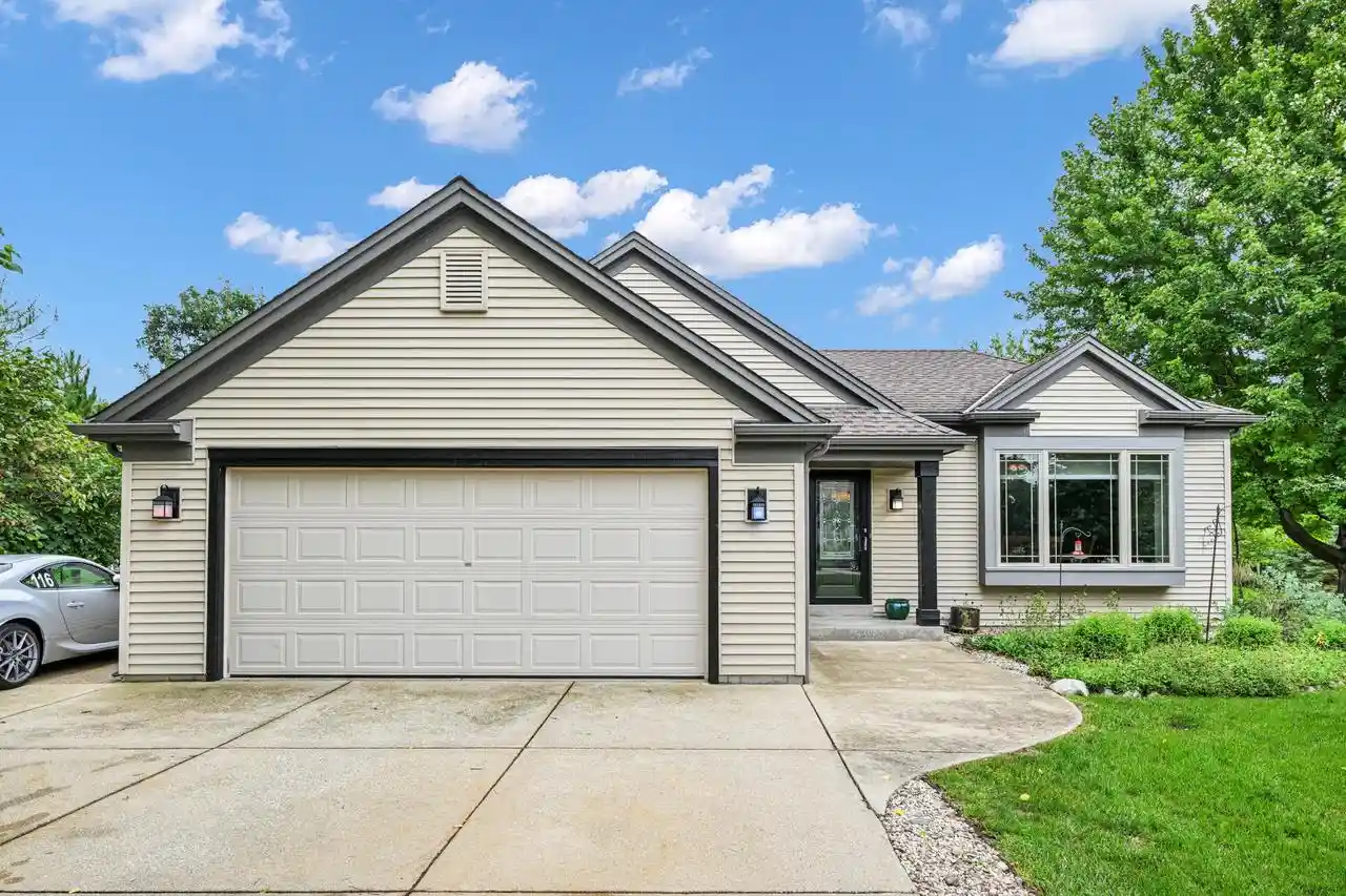 Photo 1 of Single family home for sale at 302 Hawthorne Dr, Eagle, WI 53119 | MLS# 1980215 | Listing updated on 2026-09-13