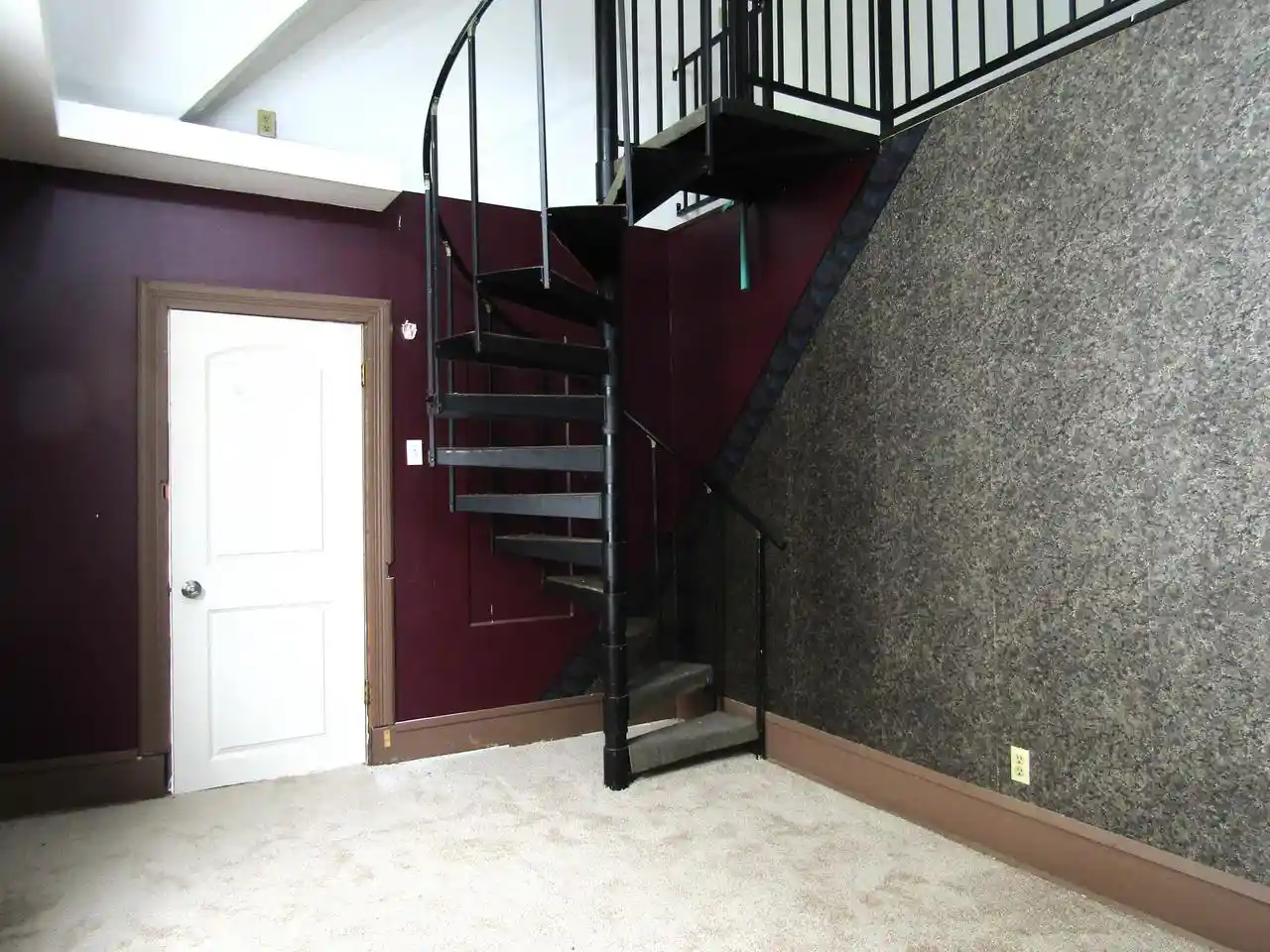 Photo 1 of Multi family home for sale at 1711 E Belleview Pl, Milwaukee, WI 53211 | MLS# 1980223 | Listing updated on 2026-09-11
