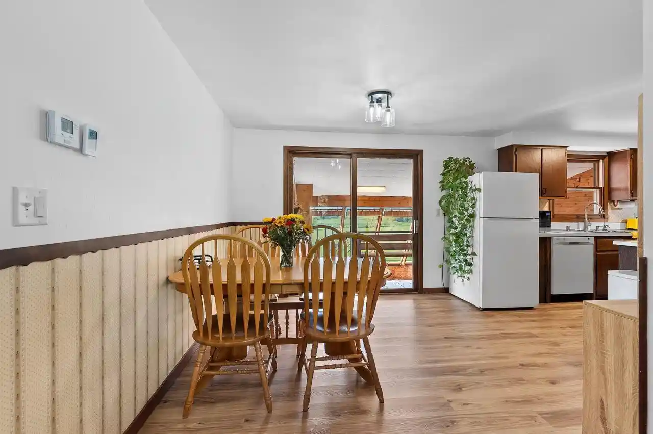 Photo 3 of Single family home for sale at E3965 State Rd 29, Kewaunee, WI 54216 | MLS# 1980234 | Listing updated on 2026-10-08
