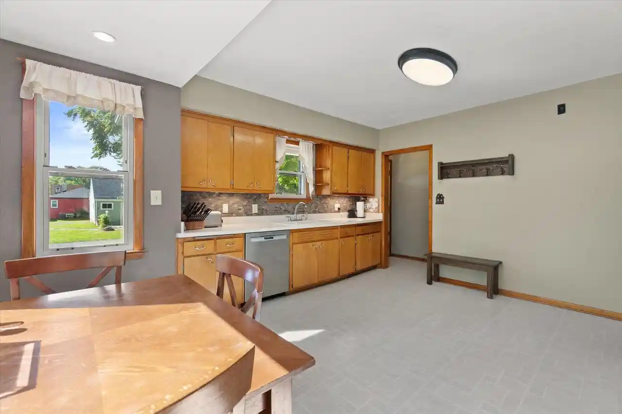Photo 3 of Single family home for sale at 3381 E Ryan Rd, Oak Creek, WI 53154 | MLS# 1980235 | Listing updated on 2026-09-12