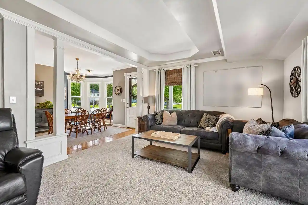 Photo 3 of Single family home for sale at 910 N Wisconsin St, Port Washington, WI 53074 | MLS# 1980231 | Listing updated on 2026-10-02