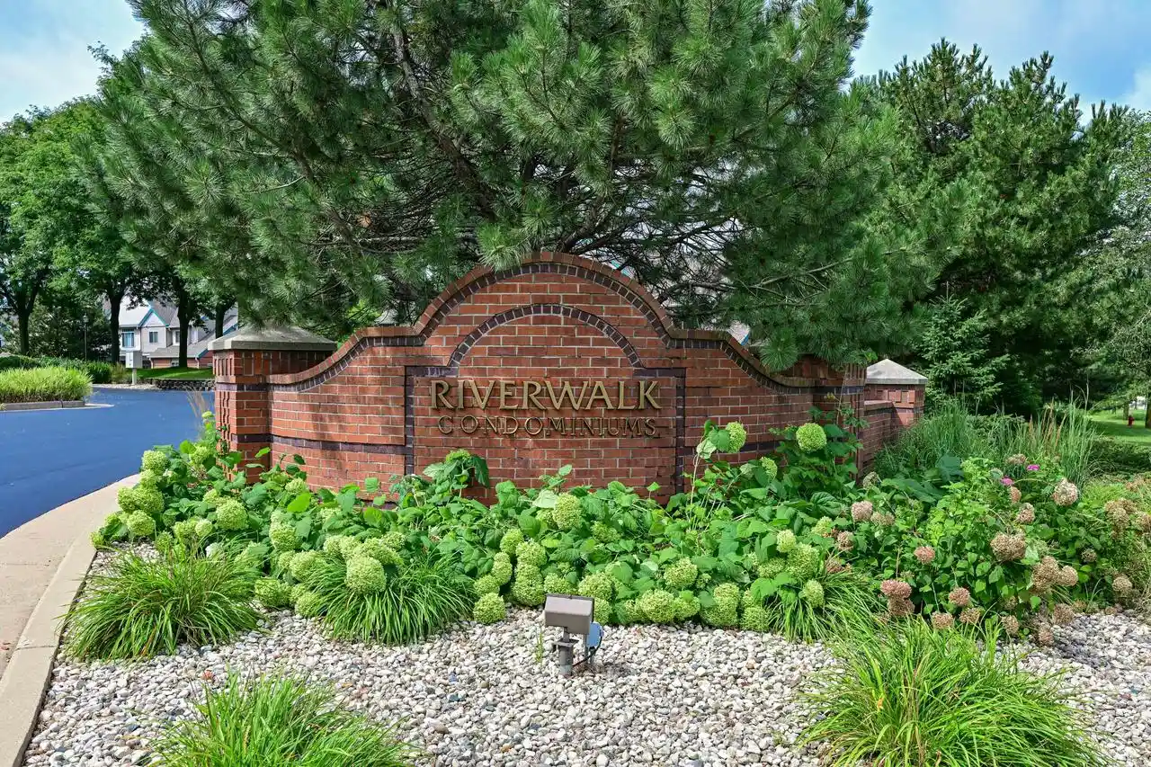 Photo 1 of Sale Pending at 3145 S Toldt Pkwy, Milwaukee, WI 53227 | MLS# 1980236 | Listing updated on 2026-09-14