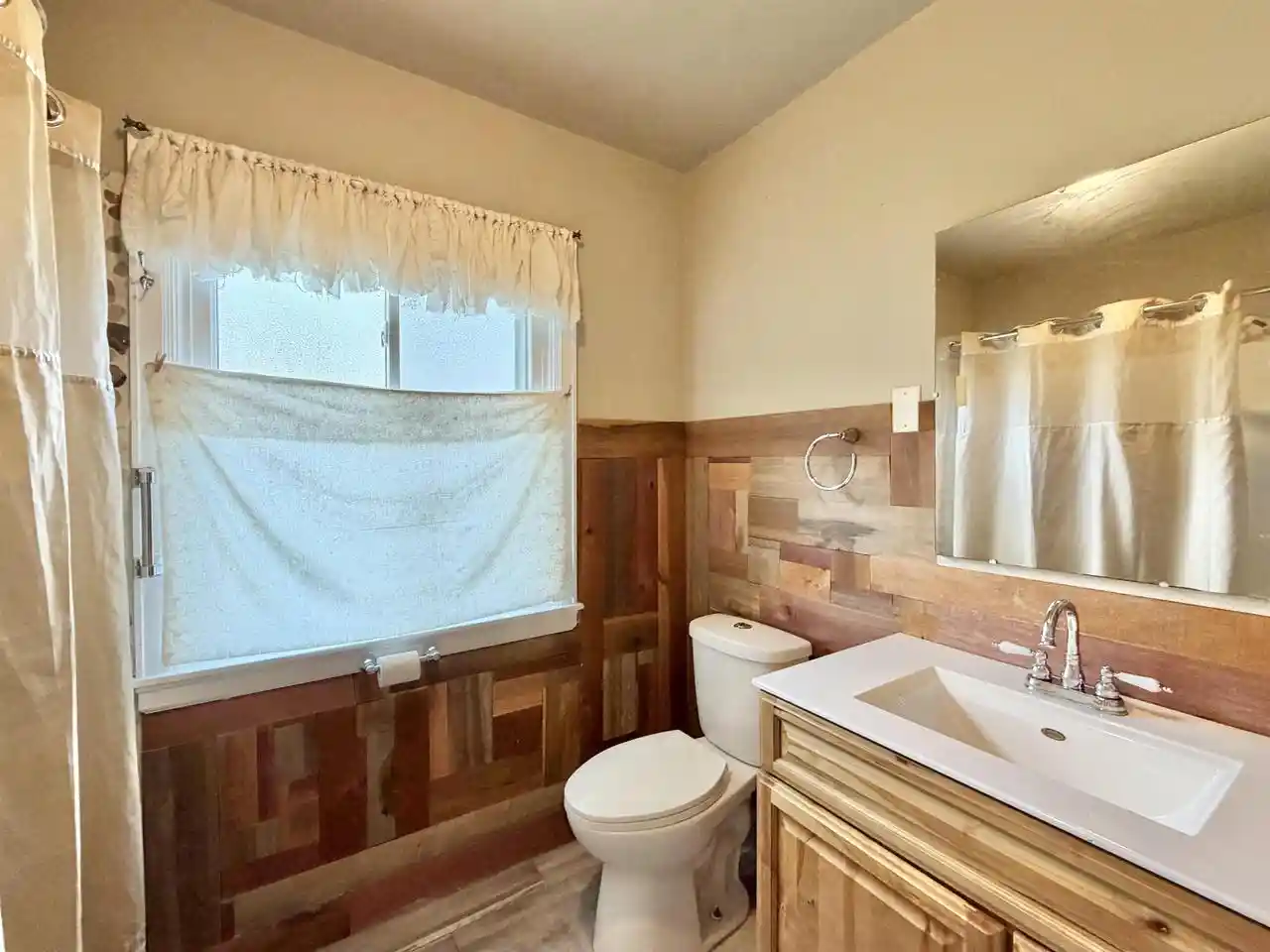 Photo 4 of Single family home for sale at 2221 E Ridge Rd, Beloit, WI 53511 | MLS# 2032470 | Listing updated on 2026-09-17