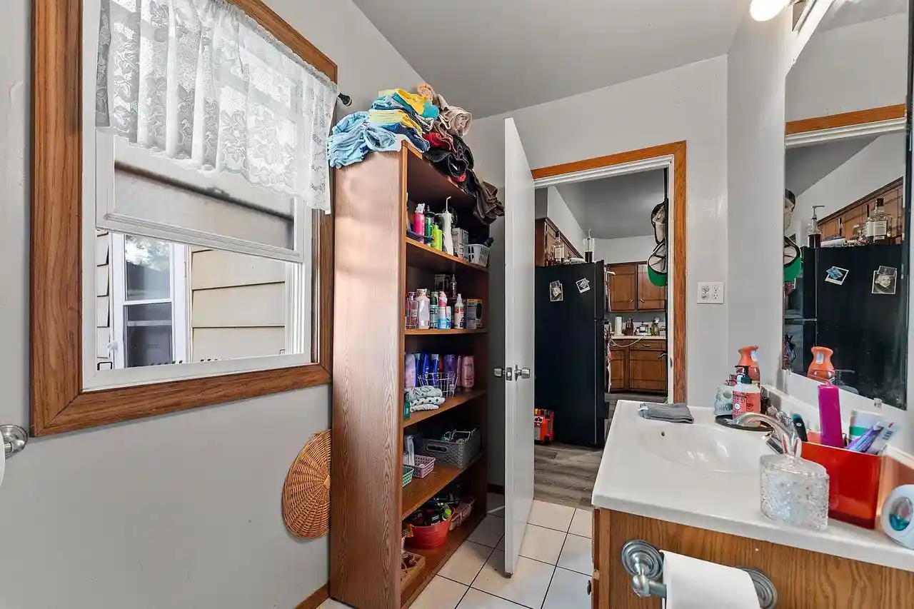 Photo 4 of Multi family home for sale at 1518 Elm St, Green Bay, WI 54302 | MLS# 50332536 | Listing updated on 2026-09-18