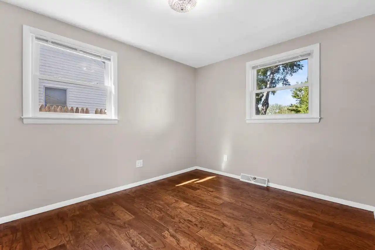 Photo 3 of Single family home for sale at 1242 Lore Ln, Green Bay, WI 54303 | MLS# 50332529 | Listing updated on 2026-09-18