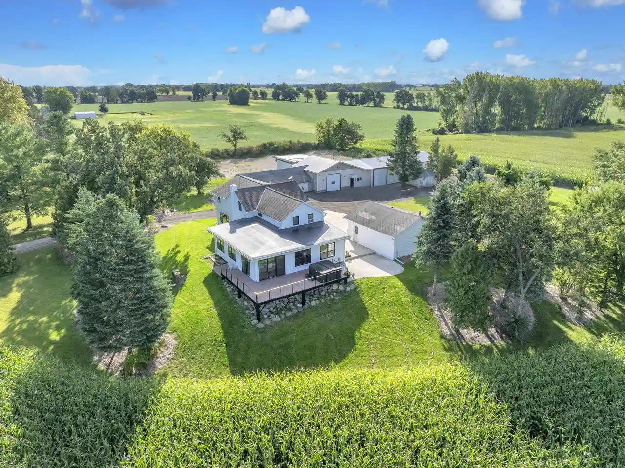 Photo 1 of Single family home for sale at W10716 Konow Rd, Rosendale, WI 54974 | MLS# 1980249 | Listing updated on 2026-09-20