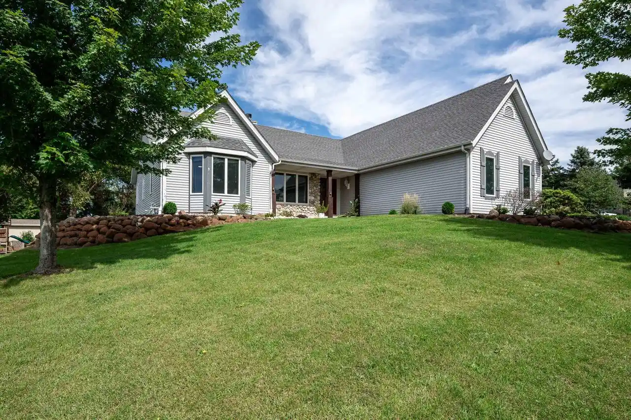 Photo 1 of Single family home for sale at 5920 Christine Ct, Burlington, WI 53105 | MLS# 1980255 | Listing updated on 2026-09-11