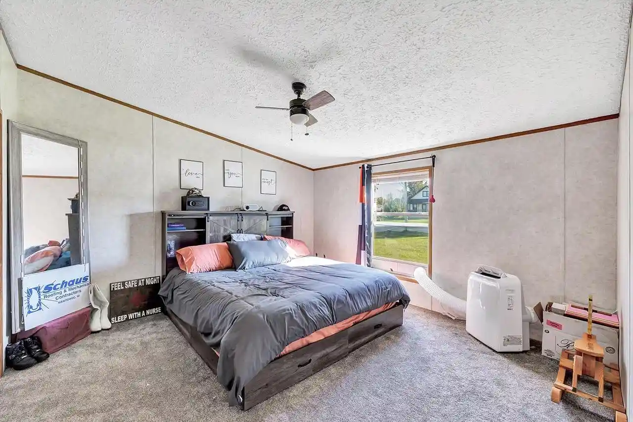 Photo 2 of Single family home for sale at 271 W Main St, Mishicot, WI 54228 | MLS# 50332545 | Listing updated on 2026-09-11