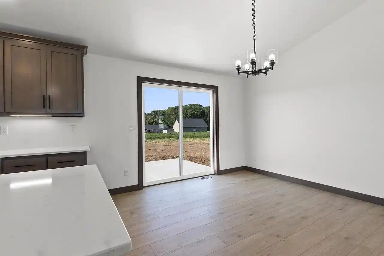Photo 3 of Single family home for sale at 2722 Westline Rd, Green Bay, WI 54313 | MLS# 50332550 | Listing updated on 2026-09-11