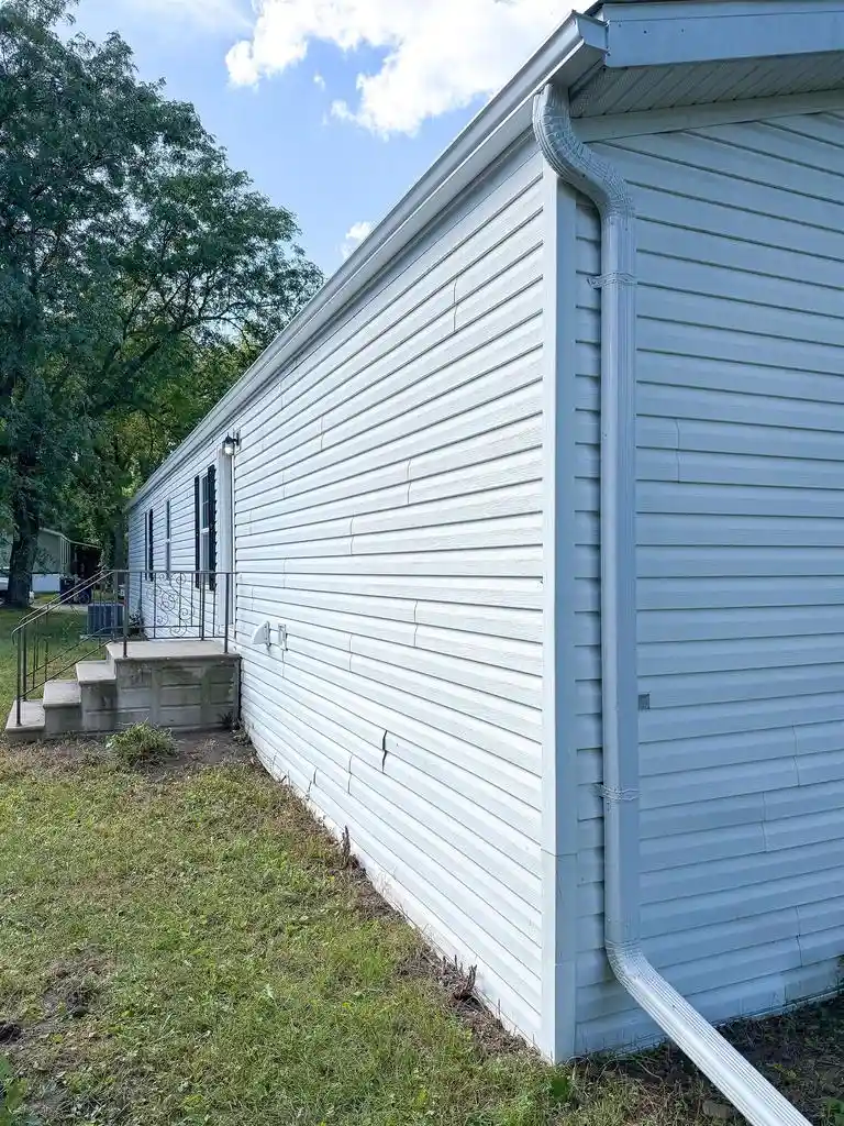 Photo 4 of Condo for sale at 10 Lapidary Ln, Janesville, WI 53548 | MLS# 2032475 | Listing updated on 2026-09-12