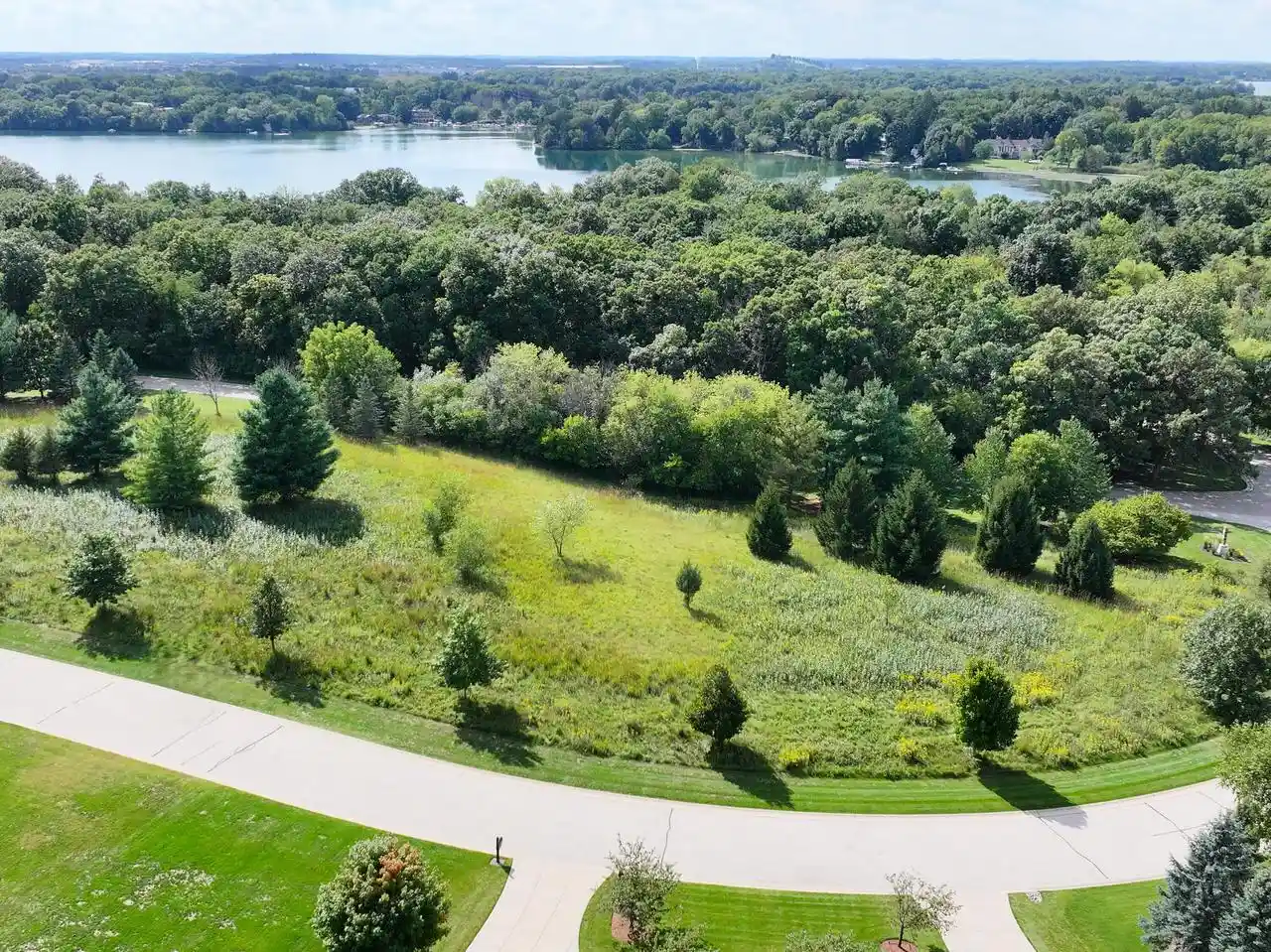 Photo 3 of Single family home for sale at 3800 Red Chapel Ct, Nashotah, WI 53058 | MLS# 1980264 | Listing updated on 2026-09-24