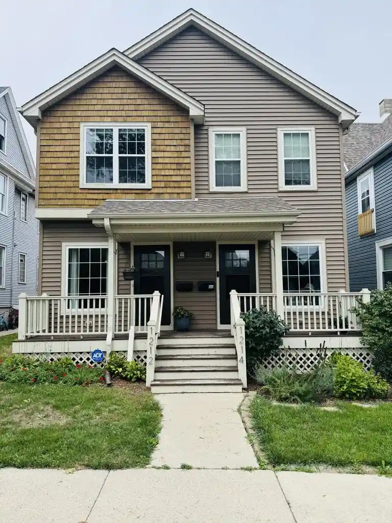 Photo 1 of Single family home for sale at 1212 E Russell Ave, Milwaukee, WI 53207 | MLS# 1980265 | Listing updated on 2026-09-18