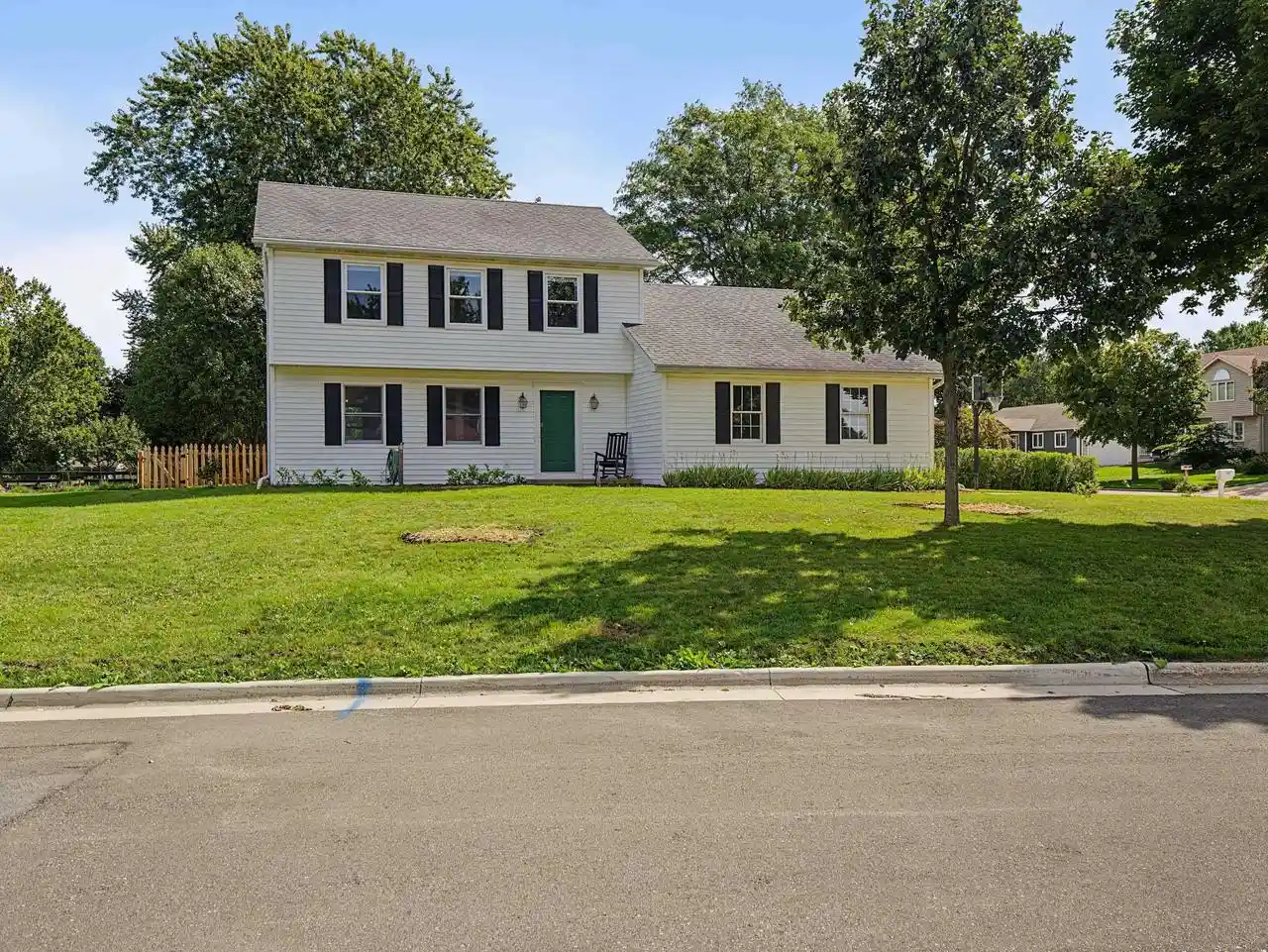 Photo 1 of Single family home for sale at 525 Harvest Ln, Verona, WI 53593 | MLS# 2032479 | Listing updated on 2026-09-16