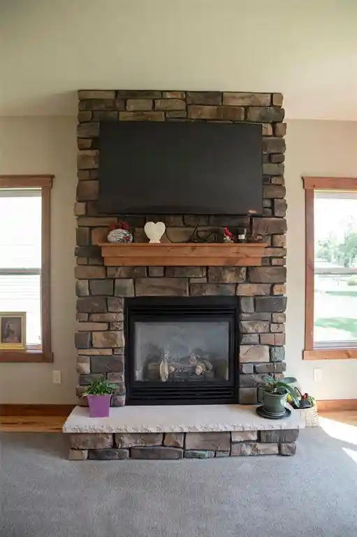Photo 4 of Single family home for sale at 4823 Clb House Ln, Eau Claire, WI 54703 | MLS# 1604466 | Listing updated on 2026-09-21