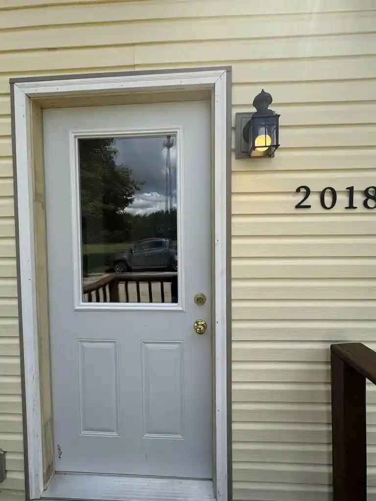 Photo 2 of Single family home for sale at 2018 Edgeview Dr, Monroe, WI 53566 | MLS# 2032483 | Listing updated on 2026-09-11