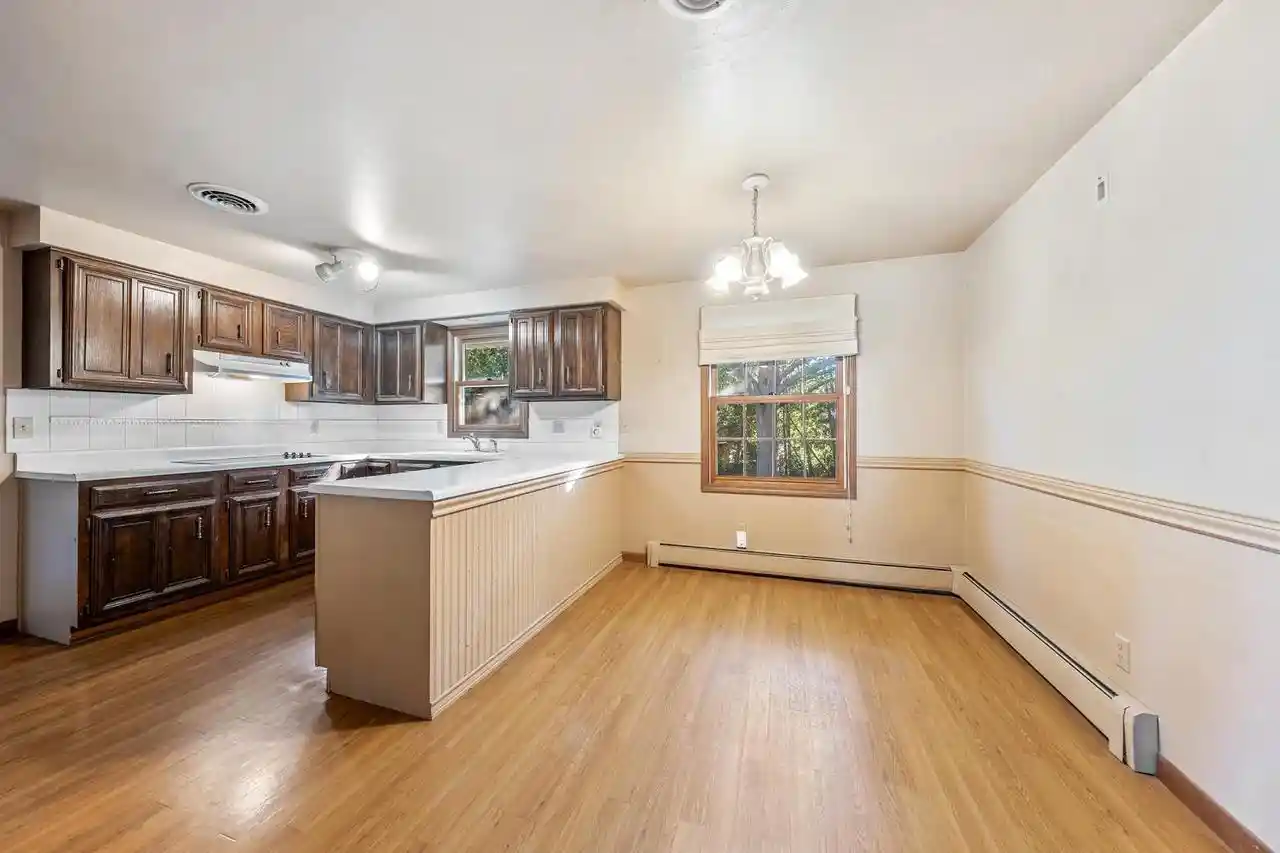 Photo 4 of Single family home for sale at 336 Brookridge St, Green Bay, WI 54301 | MLS# 50332563 | Listing updated on 2026-09-13