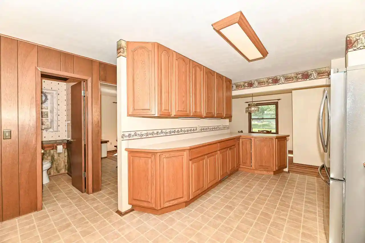 Photo 3 of Single family home for sale at 460 N Sherman St, Eagle, WI 53119 | MLS# 1980276 | Listing updated on 2026-09-25