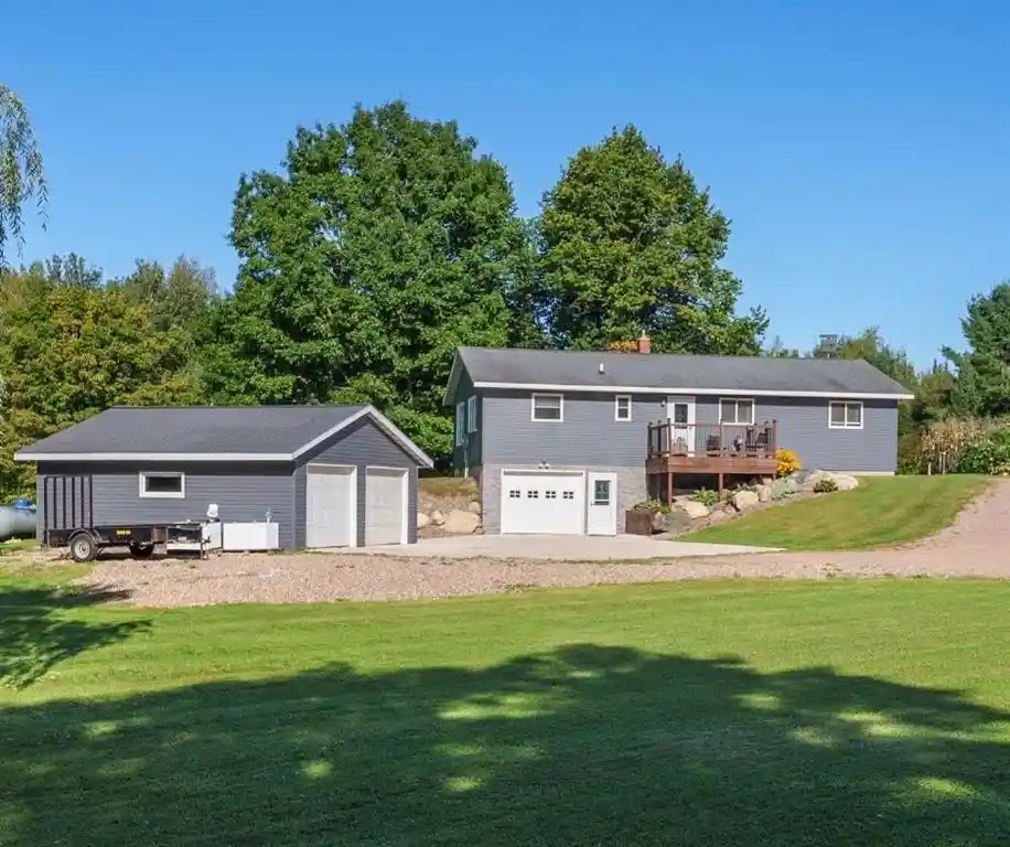 Photo 1 of Single family home for sale at W8680 Perkinstown Ave, Medford, WI 54451 | MLS# 1605035 | Listing updated on 2026-09-19