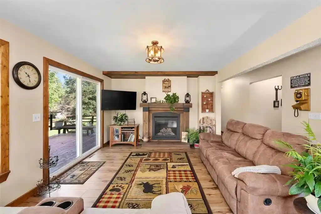 Photo 3 of Single family home for sale at W8680 Perkinstown Ave, Medford, WI 54451 | MLS# 1605035 | Listing updated on 2026-09-19