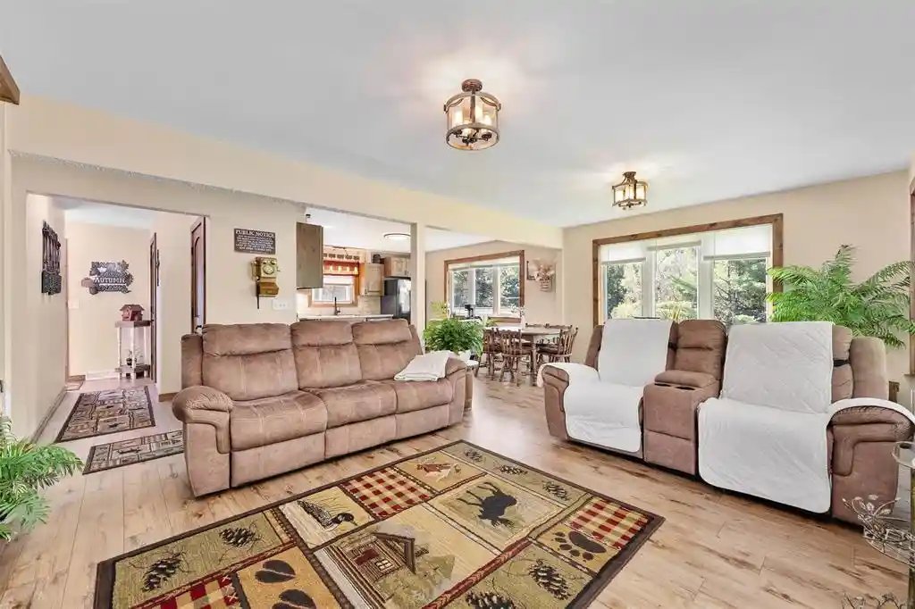 Photo 4 of Single family home for sale at W8680 Perkinstown Ave, Medford, WI 54451 | MLS# 1605035 | Listing updated on 2026-09-19