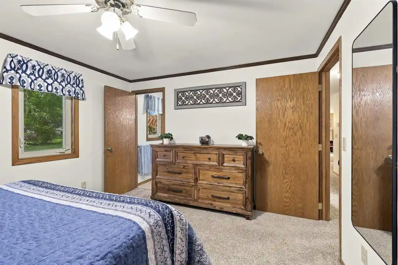 Photo 3 of Single family home for sale at 1815 Roosevelt St, Little Chute, WI 54140 | MLS# 50332562 | Listing updated on 2026-09-22