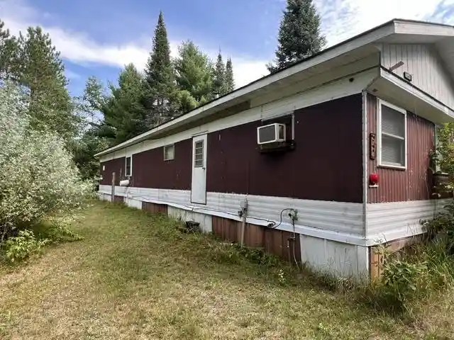 Photo 4 of Single family home for sale at N17262 US Hwy 141, Pembine, WI 54156 | MLS# 50332521 | Listing updated on 2026-09-14