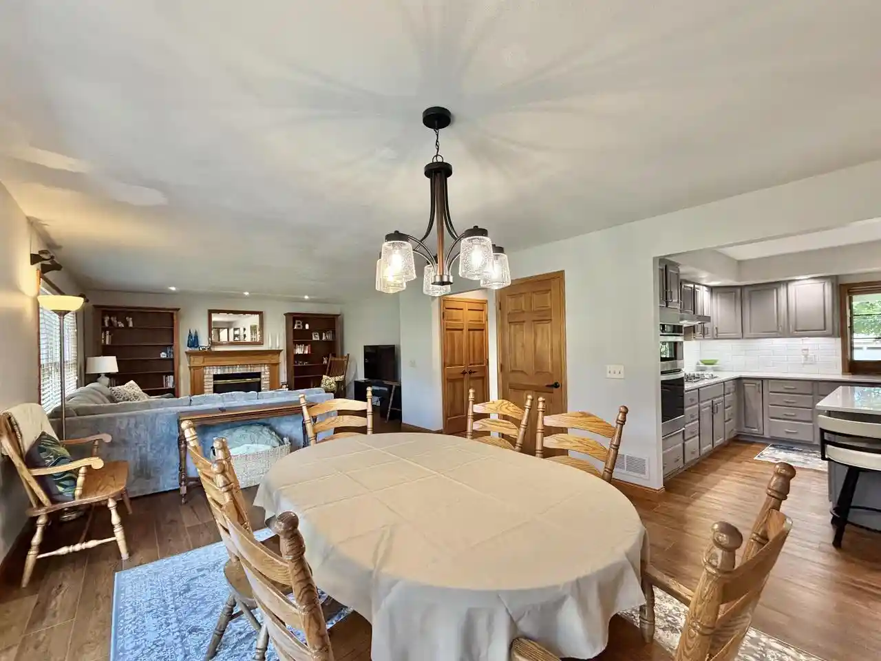 Photo 3 of Single family home for sale at 605 Cambridge Dr, Janesville, WI 53548 | MLS# 2032499 | Listing updated on 2026-09-20