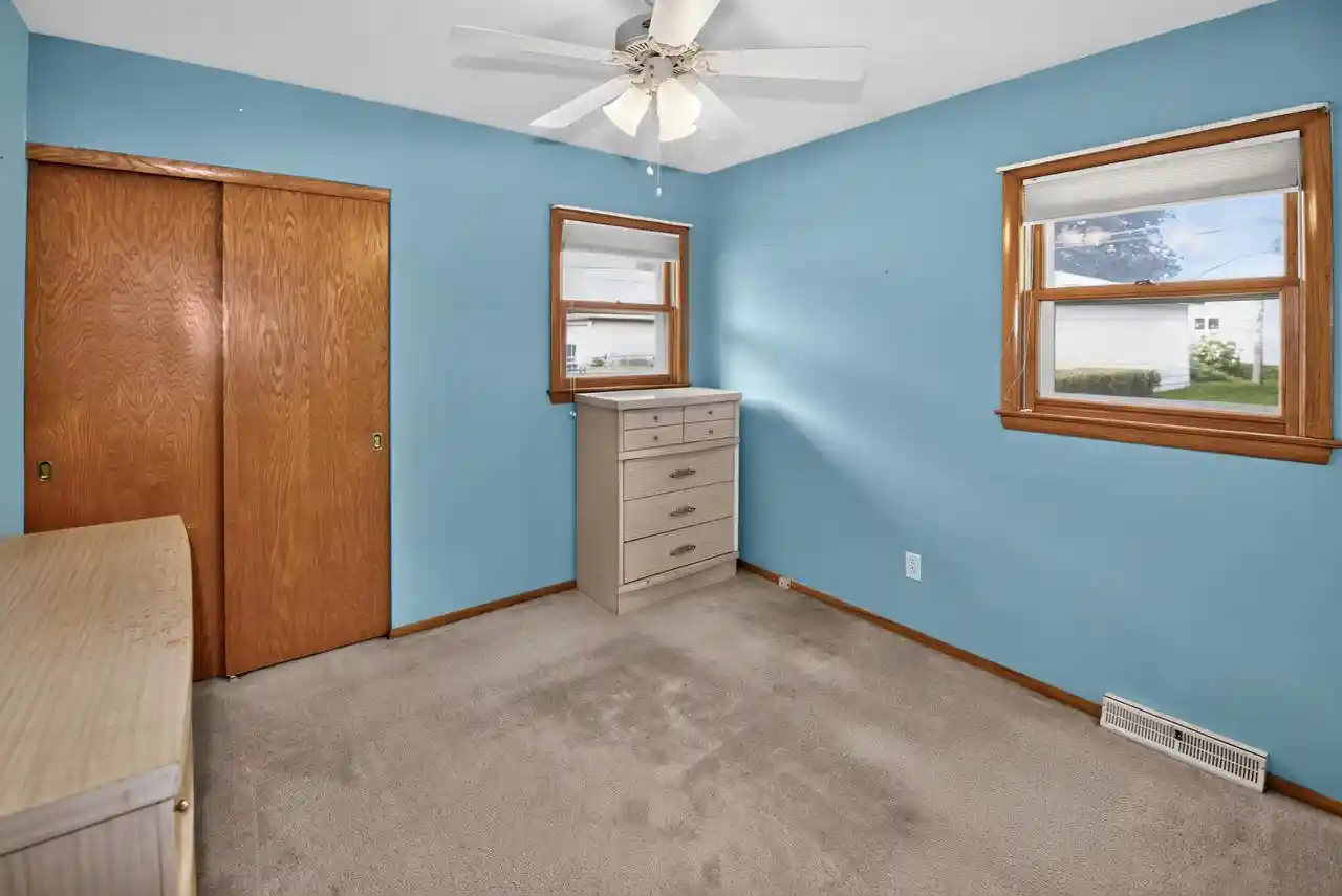 Photo 3 of Single family home for sale at W149n8183 Winchester Dr, Menomonee Falls, WI 53051 | MLS# 1980305 | Listing updated on 2026-09-15