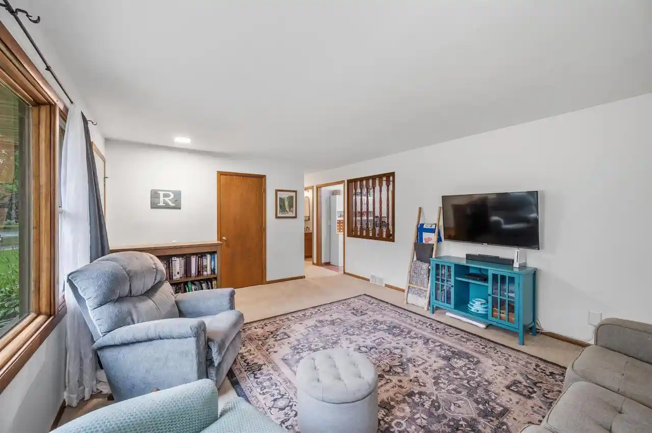 Photo 2 of Single family home for sale at 409 Hyland Dr, Stoughton, WI 53589 | MLS# 2032498 | Listing updated on 2026-09-16