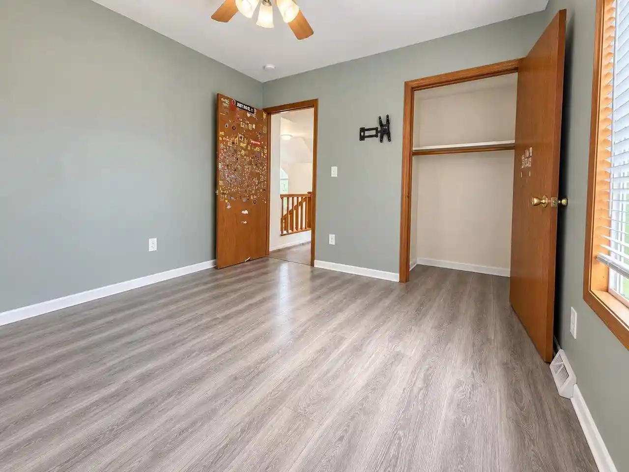 Photo 3 of Single family home for sale at 1122 Villa St, Racine, WI 53403 | MLS# 1980303 | Listing updated on 2026-09-21