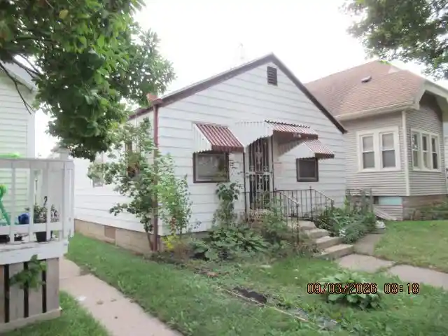 Photo 2 of Single family home for sale at 4118 N 7th Street, Milwaukee, WI 53209 | MLS# 1980297 | Listing updated on 2026-09-15