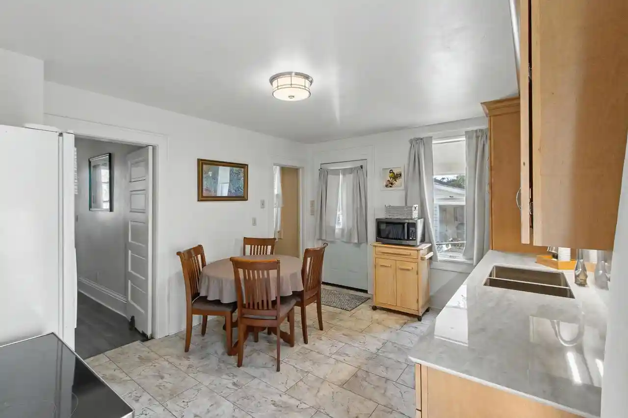 Photo 4 of Single family home for sale at 306 W Edgewater St, Portage, WI 53901 | MLS# 2032503 | Listing updated on 2026-09-18