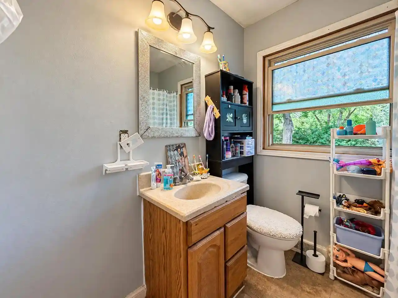 Photo 3 of Single family home for sale at 523 E Schowalter St, Saukville, WI 53080 | MLS# 1980307 | Listing updated on 2026-10-04